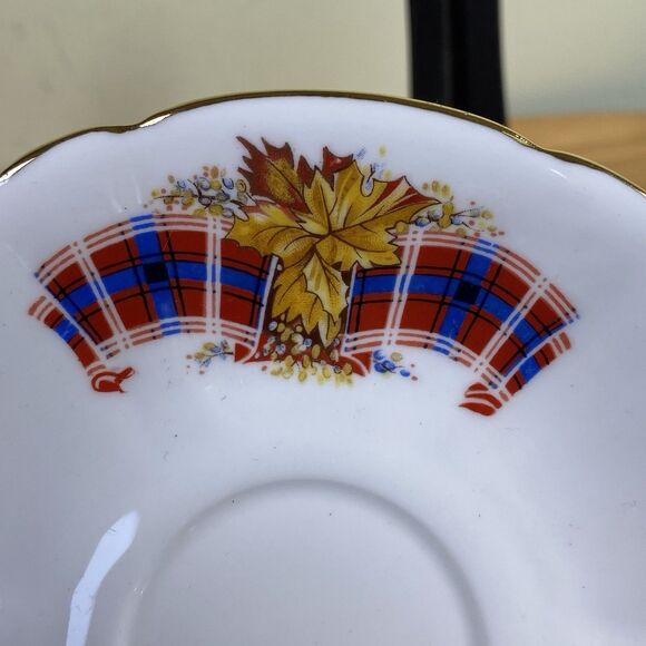 Vintage Windsor Bone China Royal Canadian Tartan Teacup & Saucer Made in England - Picture 4 of 16